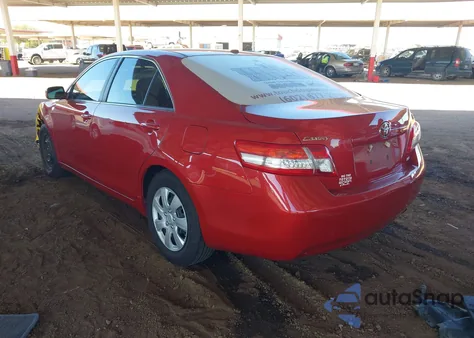 2011 Toyota Camry Le z USA, uszkodzony, nr VIN 4T4BF3EK3BR126417